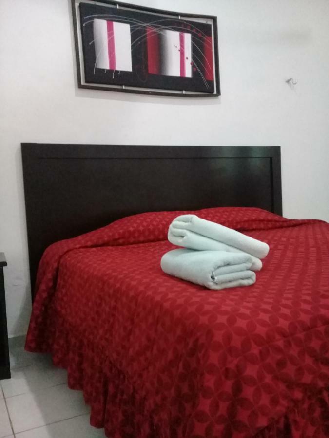 Hotel 41 Valladolid מראה חיצוני תמונה