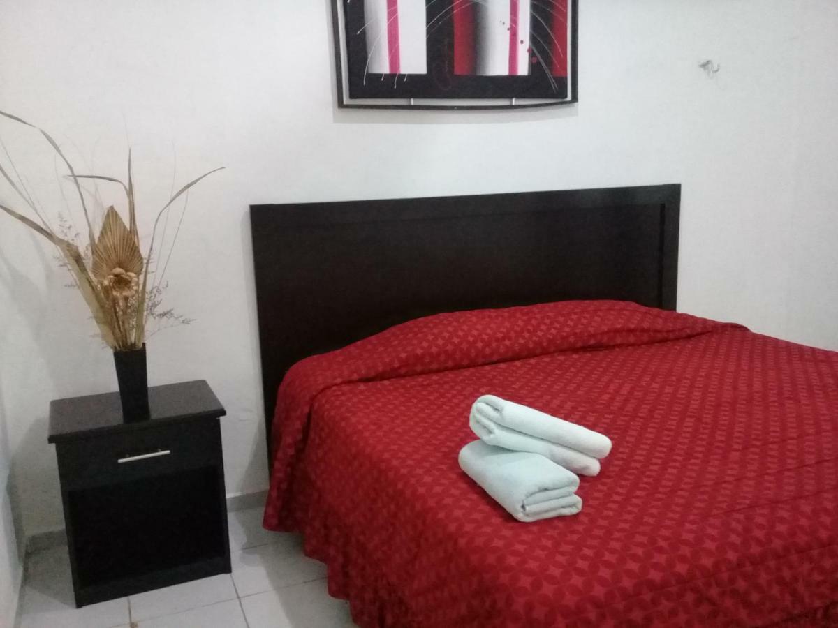 Hotel 41 Valladolid מראה חיצוני תמונה
