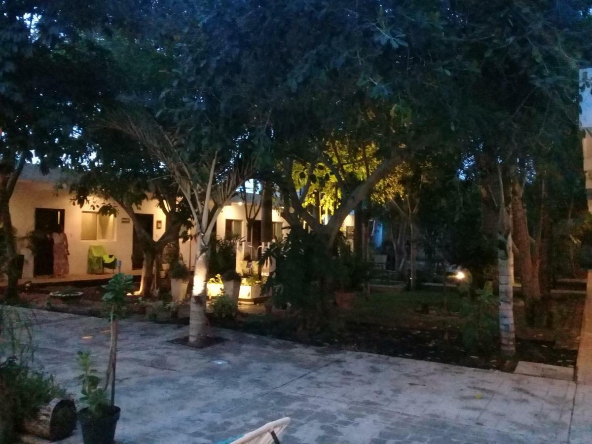 Hotel 41 Valladolid מראה חיצוני תמונה