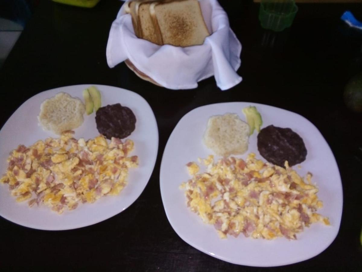 Hotel 41 Valladolid מראה חיצוני תמונה